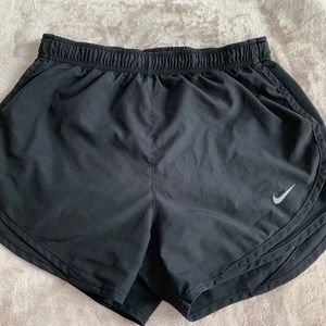 Nike Women's 3'' Dry Tempo Core Running Shorts